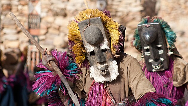 Málokterá kultura se proslavila svými pestrými maskami tak, jako se to podailo...