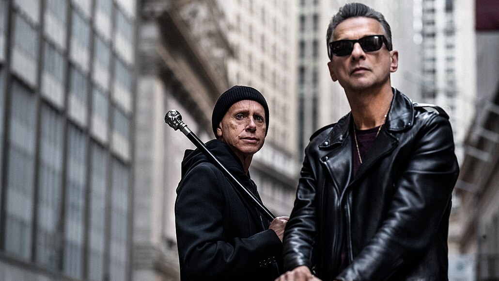 Prapor Depeche Mode dnes třímají už jen dva členové původní sestavy: Martin...