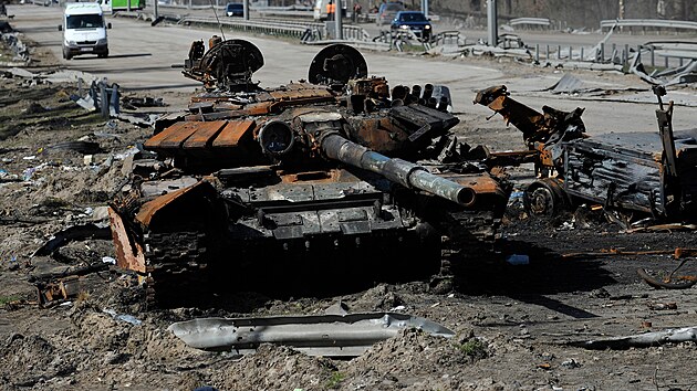 Zničený ruský tank na Ukrajině | na serveru Lidovky.cz | aktuální zprávy