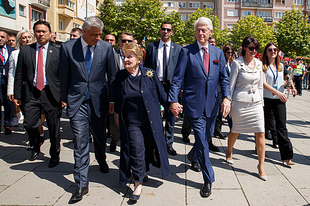 Padouch, nebo hrdina? Washington z Kosova stojí před soudem v Haagu, hrozí mu dlouholeté vězení