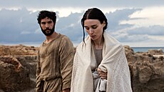 Rooney Mara (Máří Magdaléna) a Tahar Rahim (Jidáš) ve filmu Máří Magdaléna z...