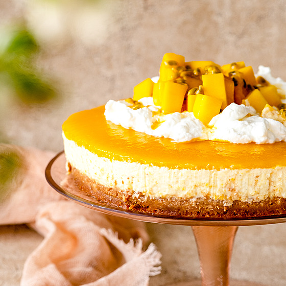 Pe�ený mango-marakujový cheesecake