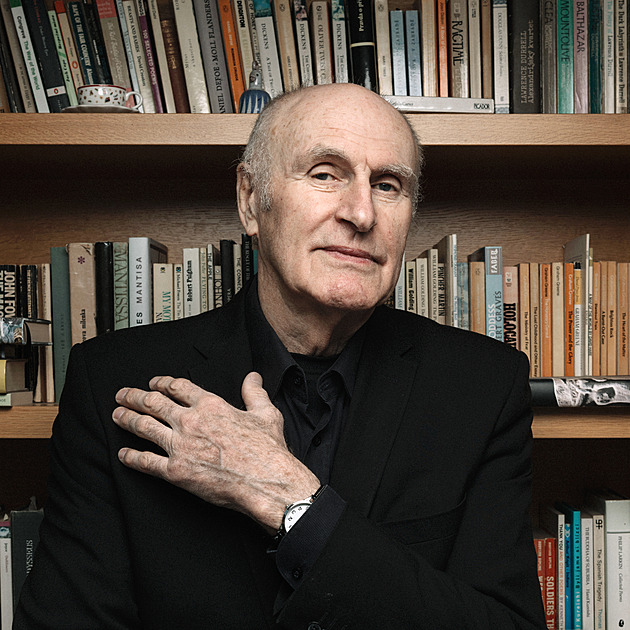 Knihou roku Lidových novin se stal Ztracený ráj Johna Miltona v překladu Martina Hilského