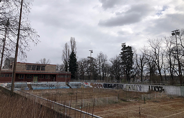 Obnova historického tenisového klubu je na spadnutí. Kurty, kde hrával i Havel, oživí slovenský miliardář