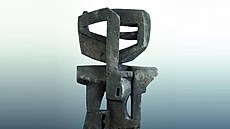 Půlfigura. Bronzová plastika z roku 1964