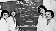 Genetici v akci. K. Itakura, A. Riggs, D. Goeddel a R. Crea stáli za první...