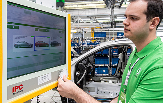 Výrobní linka �koda Auto pro Octavie, Enyaqi a Karoqy.