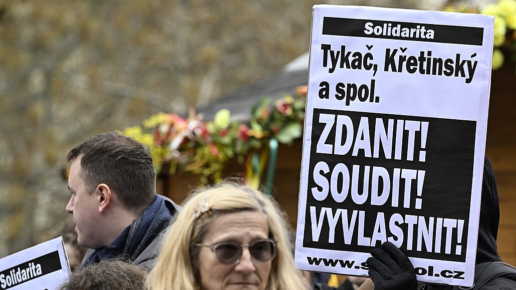 Demonstrace za istou a dostupnou energii (15. dubna 2023 v Praze)