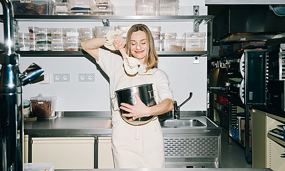 Bára Karpí�ková