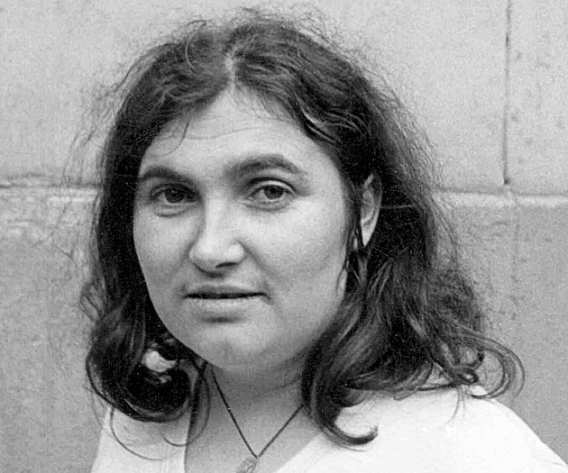 Ještě nevykouřila poslední cigaretu. Život Petrušky Šustrové očima syna Štěpána