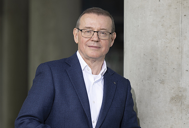 Vláda nevede dialog s průmyslem, říká Bohdan Wojnar. Kritizuje, jak se v oboru mění daně a krátí dotace