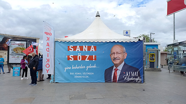 „Tentokrát vyhrajeme.“ Turci chtějí změnu, Antierdogan jede hlavně mezi mladými