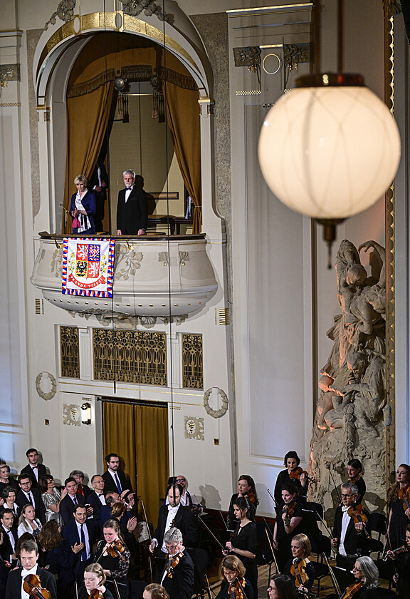 Do Obecnho domu v Praze dorazil i prezident Petr Pavel s manelkou.