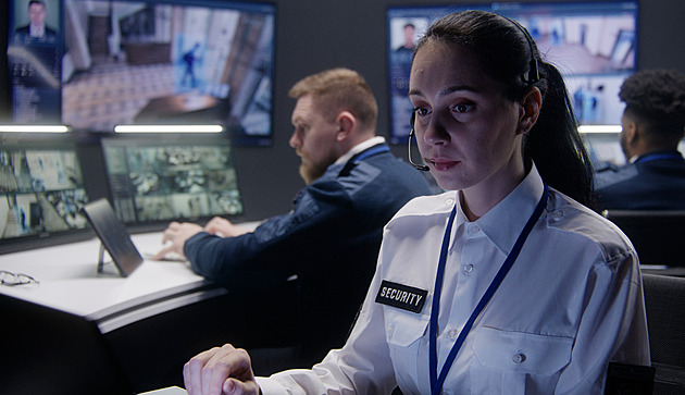 Sporný plán, bude pařížskou olympiádu hlídat „Velký bratr“? Kritikům se hlídání umělou inteligencí nelíbí