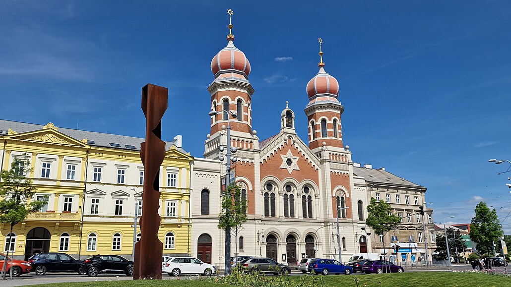 Dominanta Plzně. Velká synagoga v Plzni byla postavena v letech 1888–1892. Dnes...