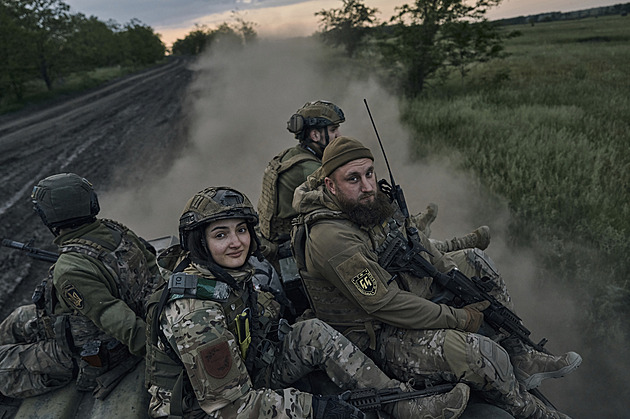 Ukrajina má dva jasné cíle a tři směry útoku. Jak může vypadat velká ofenziva na „tisícikilometrové“ frontě