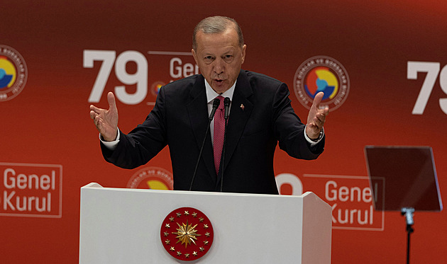 Erdogan hledá korunního prince. Největší šanci ho nahradit má šéf rozvědky, říká odbornice na Turecko