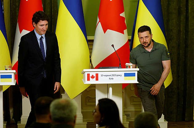 Trudeau dorazil do Kyjeva. Ukrajině slíbil vojenskou pomoc v hodnotě přes osm miliard korun