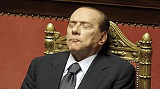 Silvio Berlusconi coby premiér během schůze v italském parlamentu.