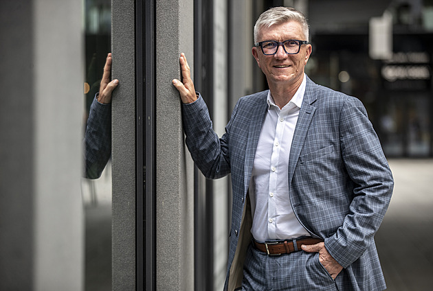 Testování nového stavebního řízení mělo trvat aspoň půl roku, tvrdí šéf Hospodářské komory Zajíček