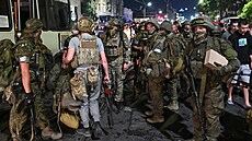 Jednotky Wagnerovy skupiny opoutní Rostov na Donu(24. ervna 2023 veer).