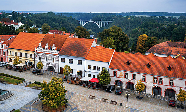Historické slavnosti i zajímavá jízda vlakem. Vyrazte do půvabné Bechyně