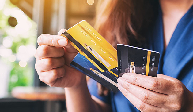 Inovace pomocí regulace. Evropská centrální banka chce konkurovat Vise a Mastercardu, levné to ale nebude