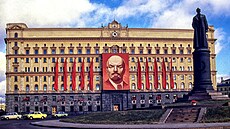 Lubjanka. Nechvalně známé velitelství KGB a také vězení, kde tvrdou pěst...