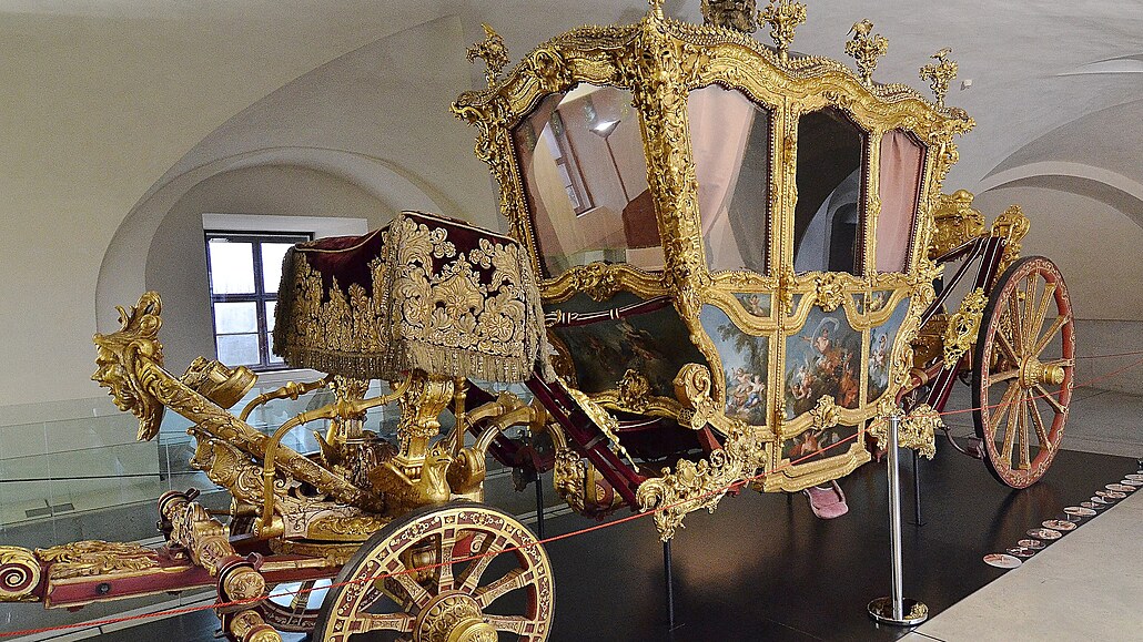 Z druhé ruky. Koár olomouckého biskupa pvodn vozil jiného pasaéra.