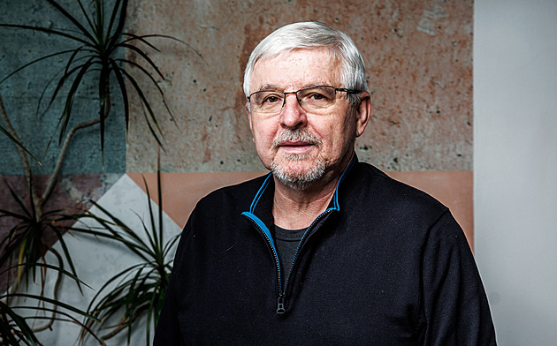 Bývalý guvernér ČNB Jiří Rusnok varuje: Rychlé změny penzijního systému ničí důvěru lidí ve stát