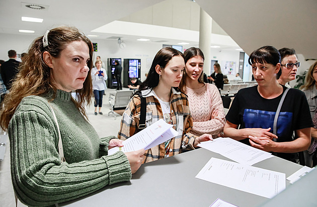 Jakou máte školu? Pracovníci úřadů práce nemají jak ověřit, zda jim nezaměstnaný účelově nelže o svém (ne)vzdělání