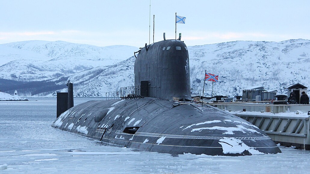 První jadernou útonou ponorku tídy Jase Severodvinsk (na snímku) spustilo...