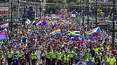 V Praze se konal dal�í ro�ník Prague Pride Parade. V pr�vodu �lo podle policie...