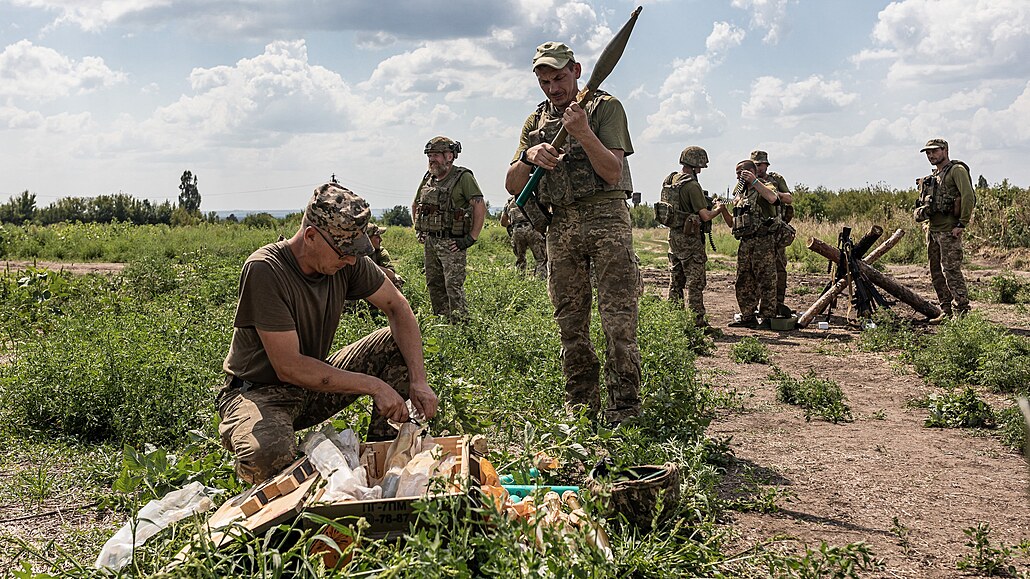 Osud ukrajinských voják v Doncké oblasti závisí také na tom, jak dobe se...