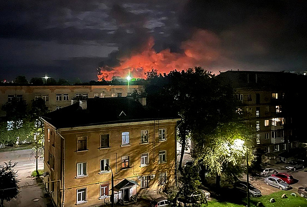 Rusko děsí nálety hejn „neviditelných“ lepenkových ukrajinských dronů. Moskva slibuje tvrdou odvetu