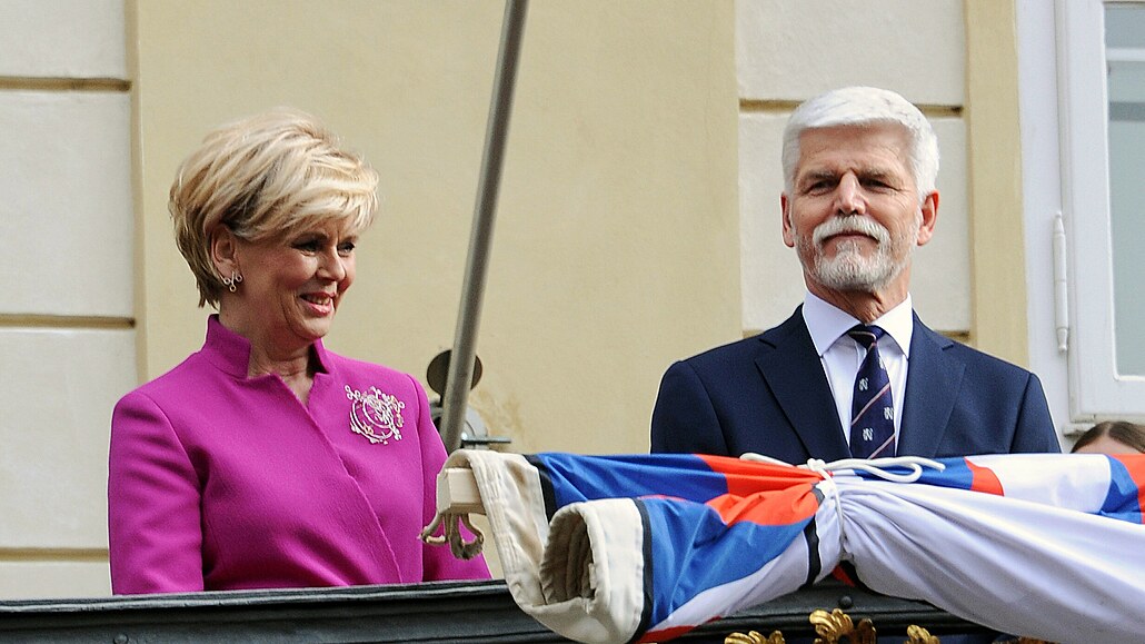 Prezident eské republiky Petr Pavel s manelkou Evou Pavlovou.