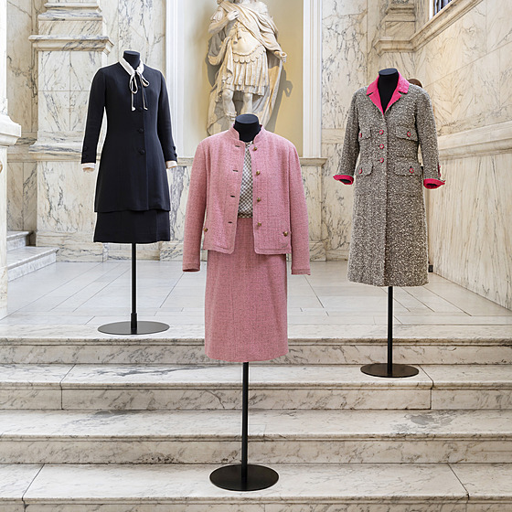 Výstava Gabrielle Chanel. Fashion Manifesto