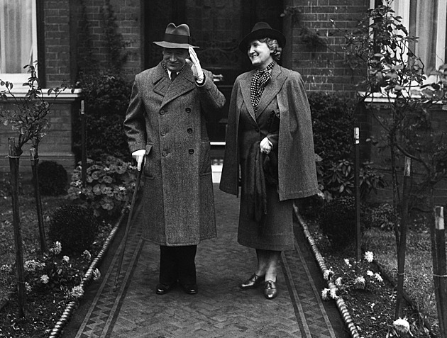 Kryli se jako „druhý židovský let“. Málo známé okolnosti dramatického odletu Edvarda Beneše z Československa