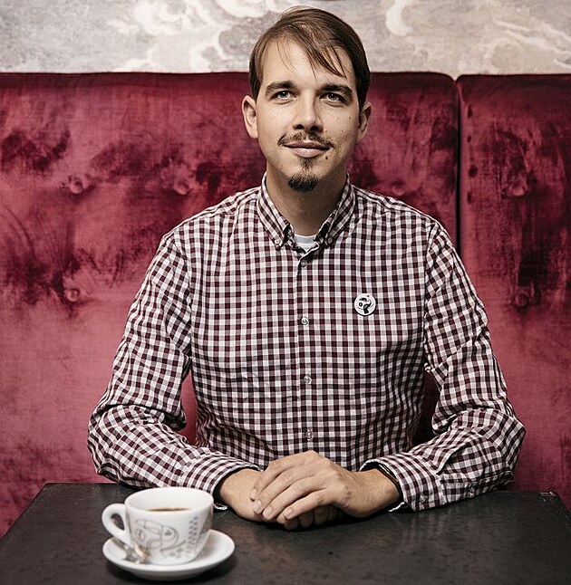 Barista Jakub Hartl pracuje jako kontrolor kvality kávy v La Boh`eme Café