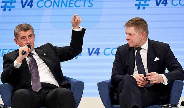 Politologové: Visegrádská čtyřka by s Ficem dál hibernovala. Názor českých politiků je pro Slováky okrajový