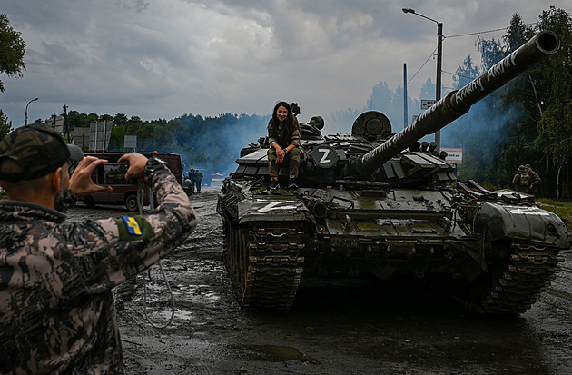 Více území letos dobylo Rusko, konflikt ale zamrzl. Západ a USA proto stále více váhají s pomocí Ukrajině