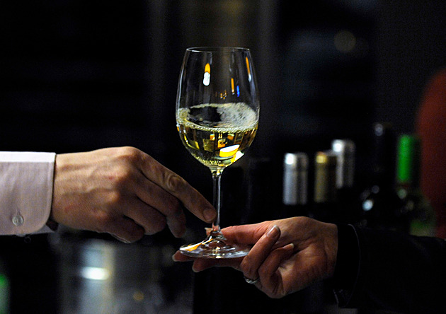 Náš alkoproblém. Rozumnému zdanění pití vždy bránily různé lobby