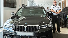 Pevzetí voz znaky BMW 540i Touring do rukou Policie R.