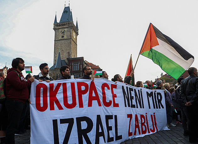 Od řeky k moři. O svůdné demagogii hesel žádajících svobodu
