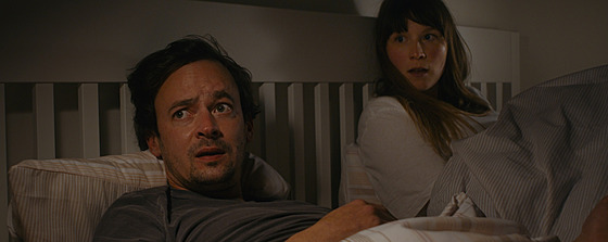 Obrana neexistuje. Annette Nesvadbová a Ji�í Rendl jako pár vydaný napospas...