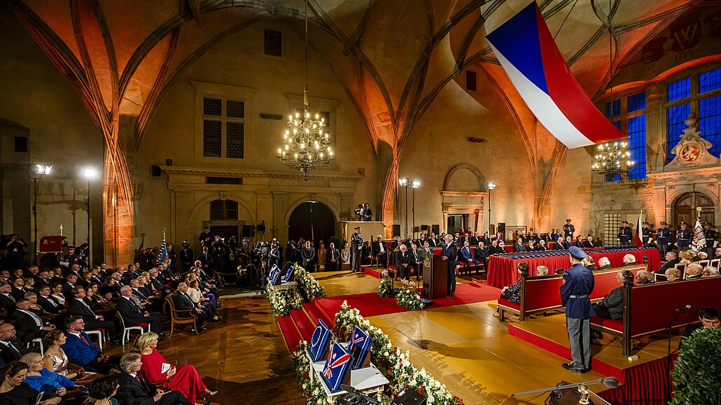Prezident Petr Pavel op�t p�edá 28. �íjna státní vyznamenání
