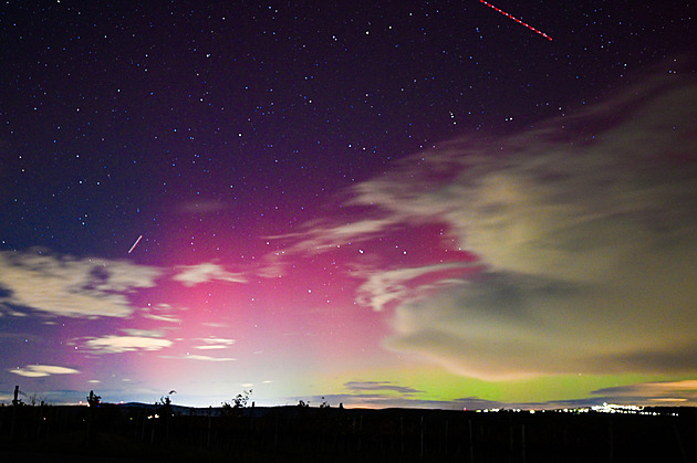 Češi si v minulých dnech užili neobvyklé nebeské divadlo. Astronom vysvětluje, kdy se může vrátit