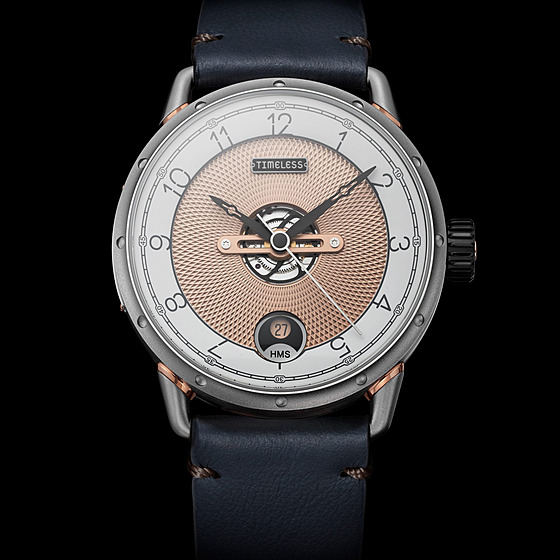 Mikrobrand Timeless zalo�il Maël Oberkampf. Letos byl nominován na presti�ní...