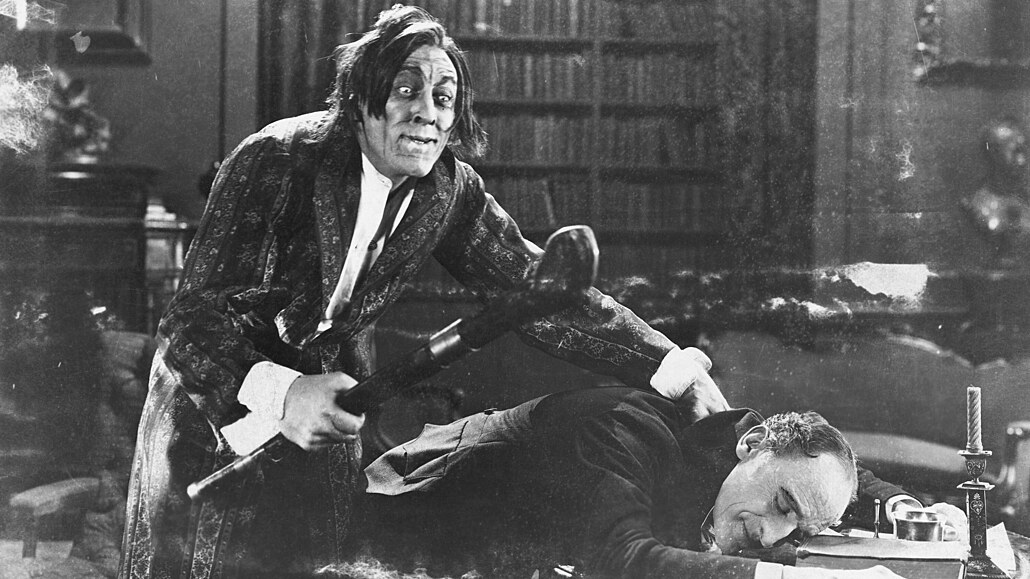 I doktor Jekyll z románu R. L. Stevensona a pozdji z mnoha hororových film...