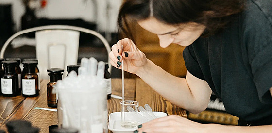 Tvorba vlastního parfému Perfumed Prague